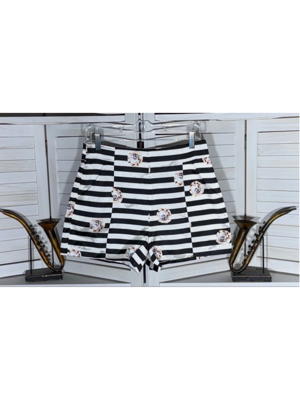 Vintage Y2K striped shorts white black 60's mod zip Parisian preppy goth boho M